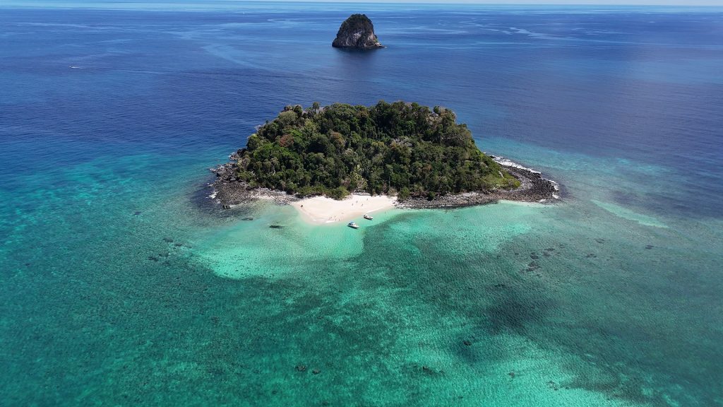 Nosy Antsoha, l’île secrète de Nosy Be Madagascar.